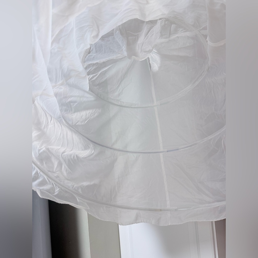 Elegant White Bridal Petticoat - Picture 4 of 7